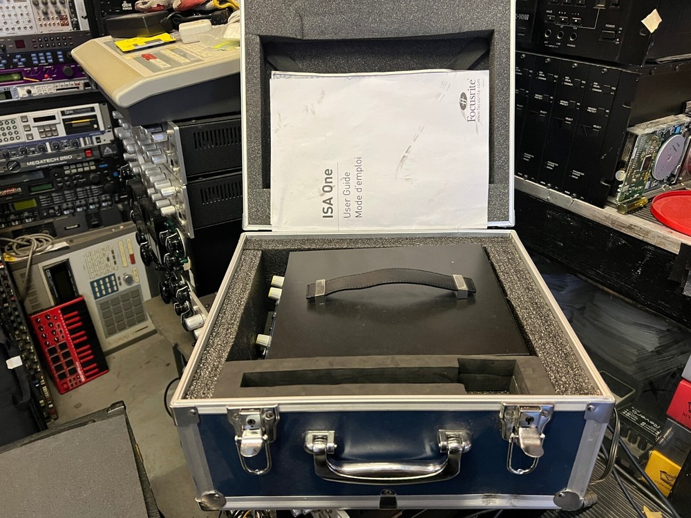 Focusrite ISA One preamp Microphone Mic Pre  with Hard case //ARMENS