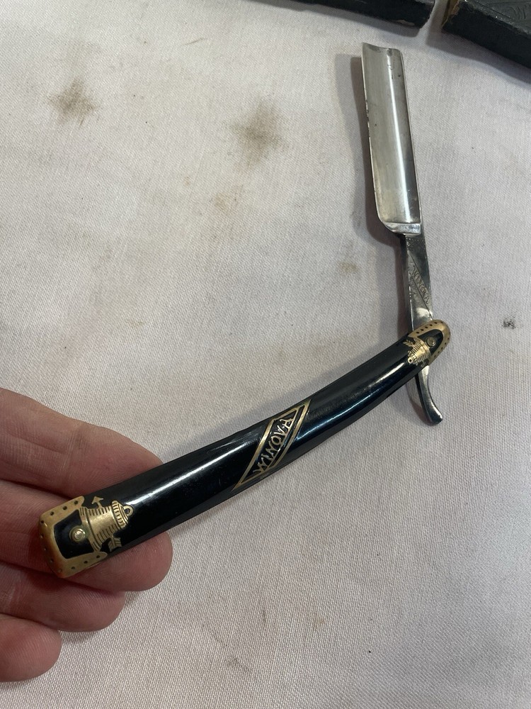 Vintage Winova Straight Razor With Box