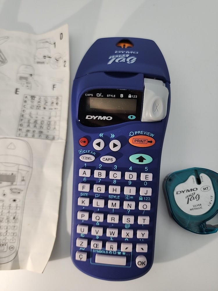 DYMO 2000 Letra Tag Handheld Personal Label Maker Printer 1/2 Inch Label Works