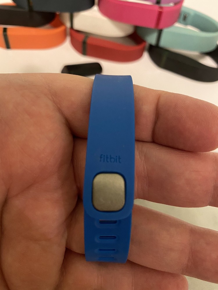 Fitbit lot with USB charger