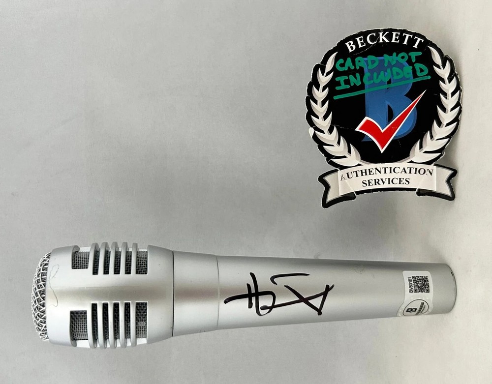 Hardy Signed Microphone Beckett BAS COA