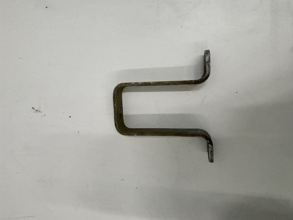 Luscombe Model 8 trim tab actuator mount bracket support