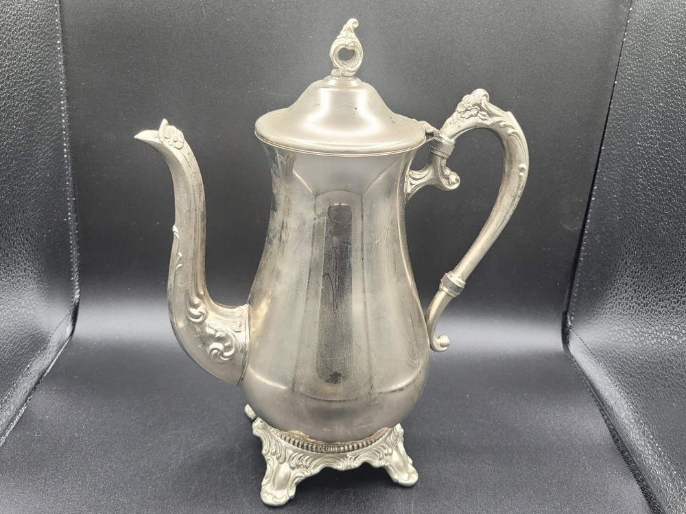 VINTAGE SILVERPLATE 10" HINGED PILGRIM FLORAL THEMED TEA POT