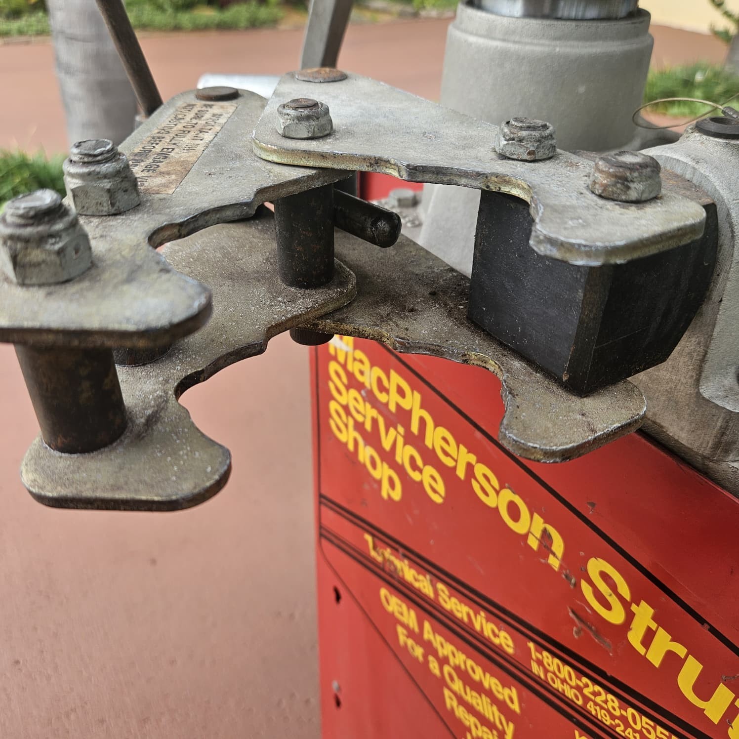 GP Tools GP3030 MacPherson Strut Spring Compressor Shop Machine W Adapters