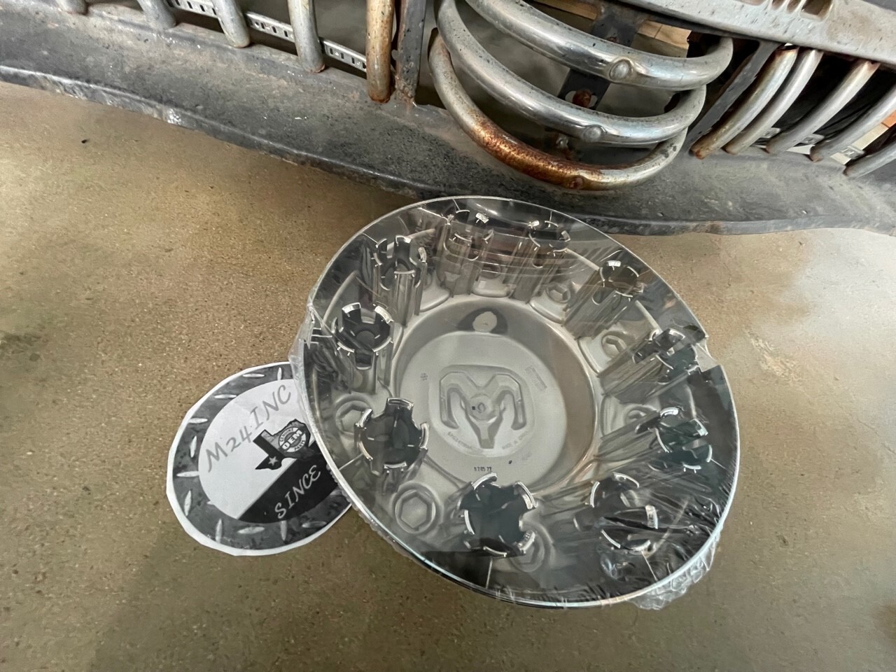 19-21 DODGE RAM 4500 5500 REAR WHEEL CENTER HUB CAP OEM NEW MOPAR 6PG04SZ0AB