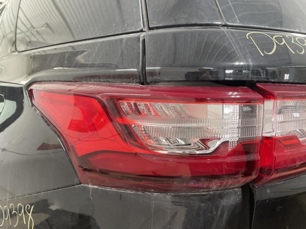 Complete Console Front Floor Fits 18-21 TRAVERSE 1044910