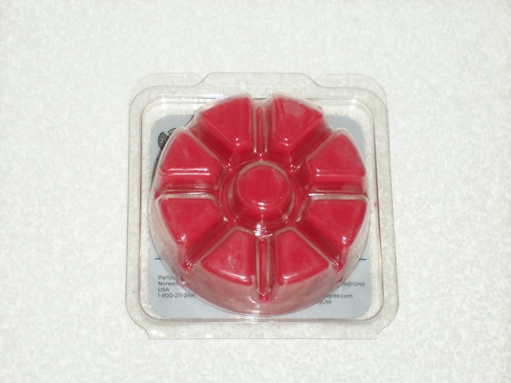 Partylite Apple Velour Scent Plus Melts 9 pc -- NIB