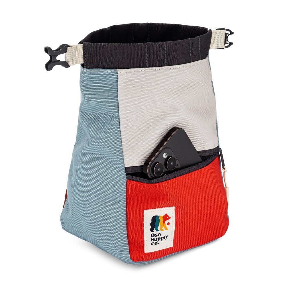- Large Roll Down Bouldering Chalk Bucket (Blue/Red/White)