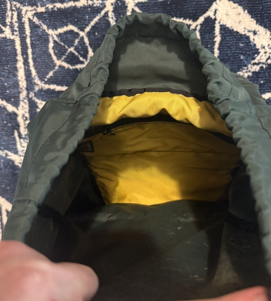 Gerry Outdoor - Multi Compartment Backpack Water Resistant Green