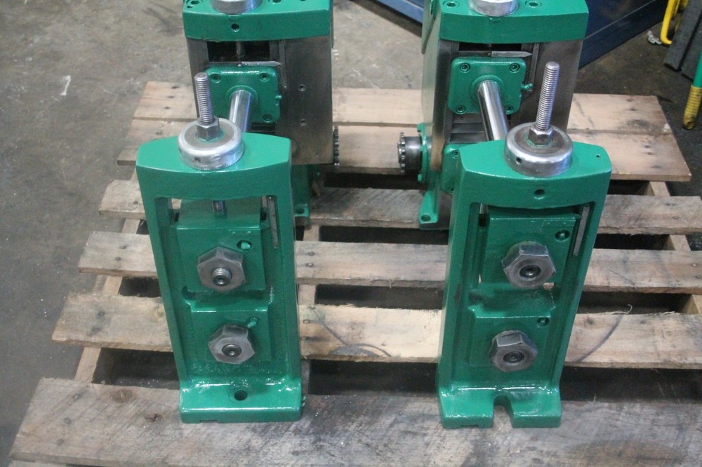 YODER M1-1/2 ROLLFORMER HEAD: YODER #64763 (PRICED FOR INDIVIDUAL SALE ONLY)