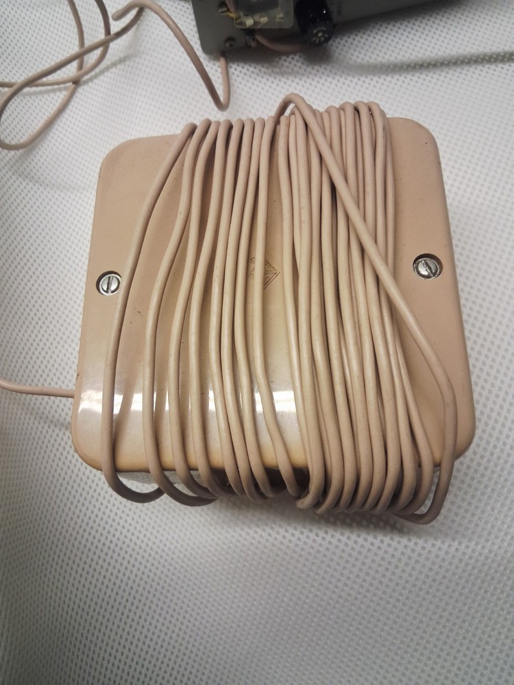 WORKING 850-00 Ringing Generator Doorbell. Call button set up.