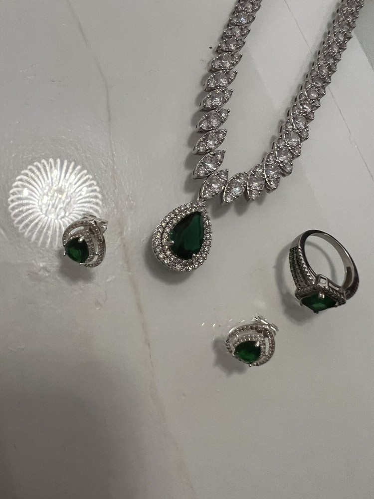 necklace set