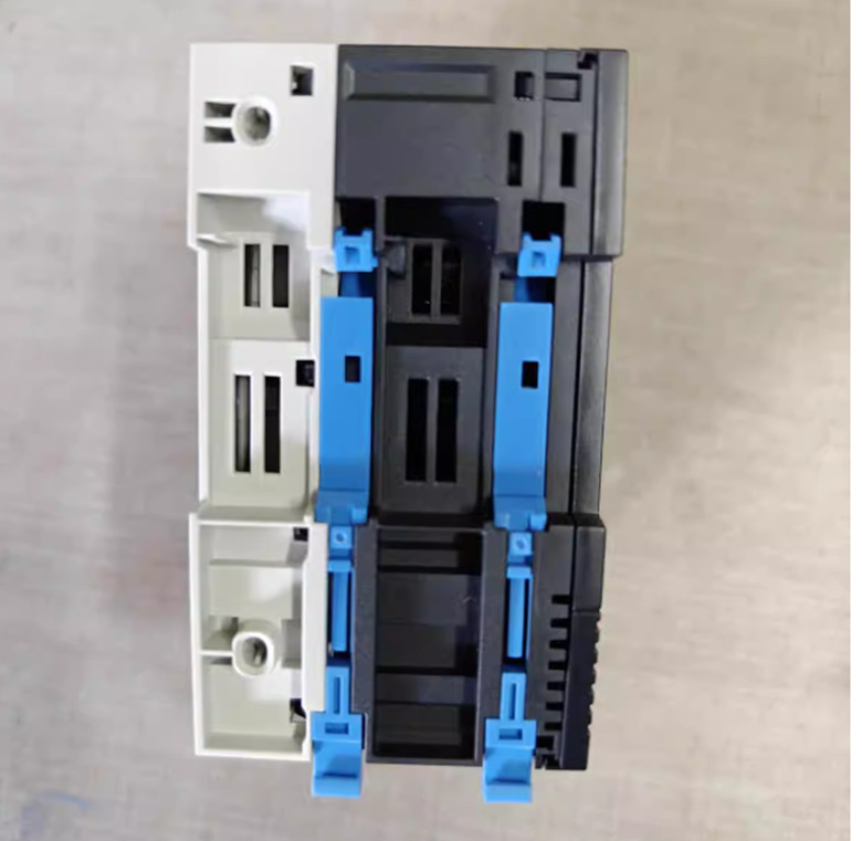 1pcs New Inovance compact programmable controller Easy320-0808TN