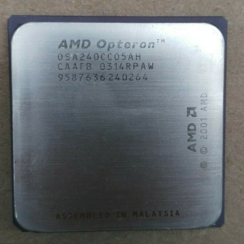 LOT OF 2 OPTERON 0SA240CC05AH 2001 CPU PROCESSOR