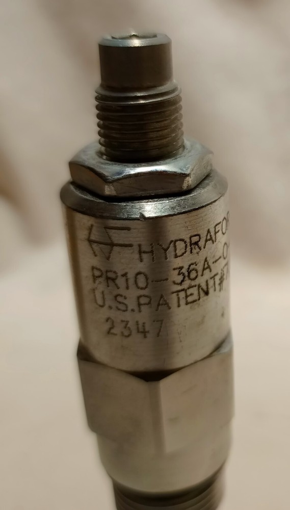 CAT 195-8697 Valve