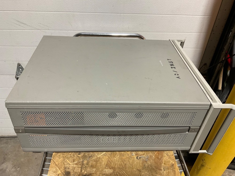 Agilent Hewlett Packard HP 3563A Control System Analyzer