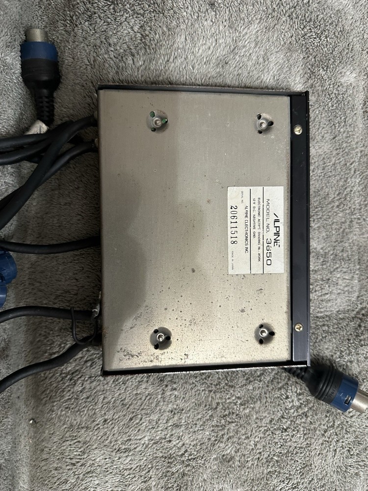 ALPINE Electronic Active Dividing Network Model 3650 Old School