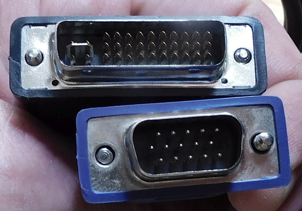 InFocus Projector Model LP500 with Remote and Cables, Working