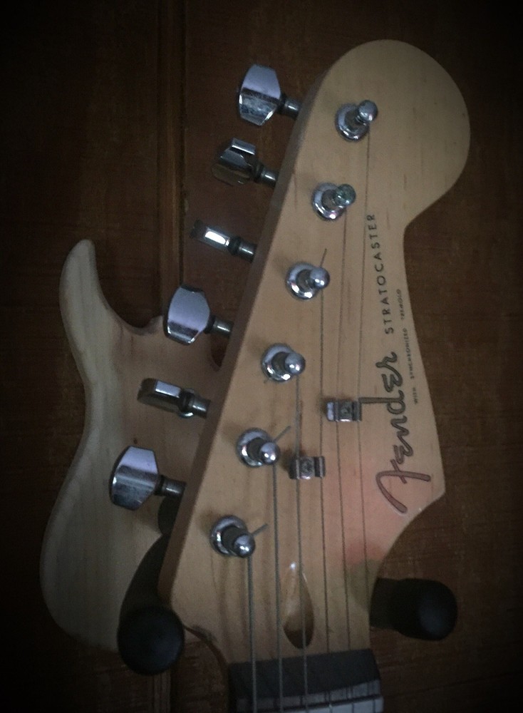 PERSONALIZE.CUSTOMIZE.GUITAR