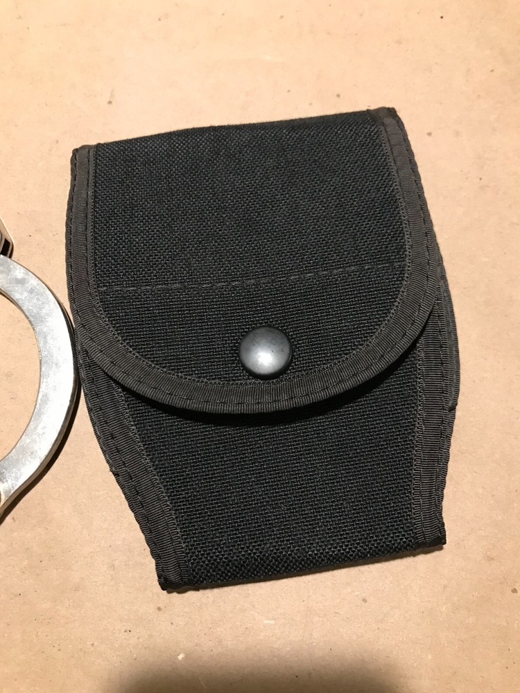 Uncle Mikes Oversize Handcuff Storage Pouch