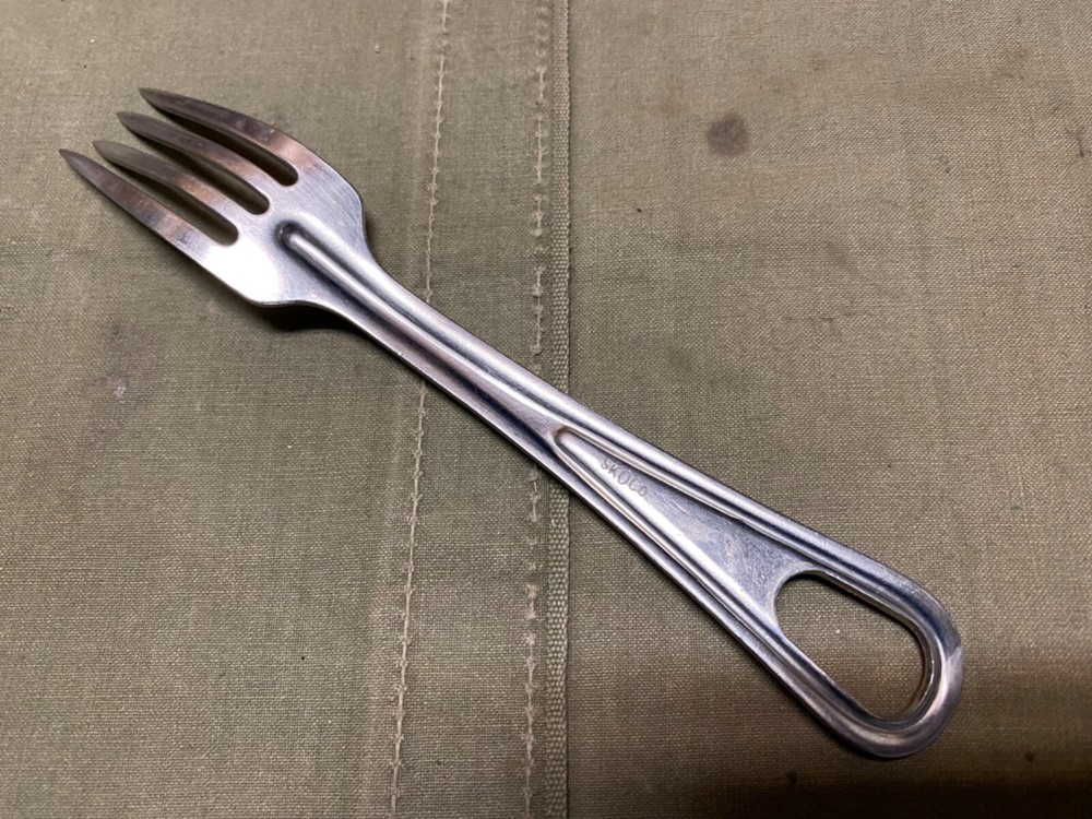 ORIGINAL WWII US ARMY MESS KIT FORK UTENSIL