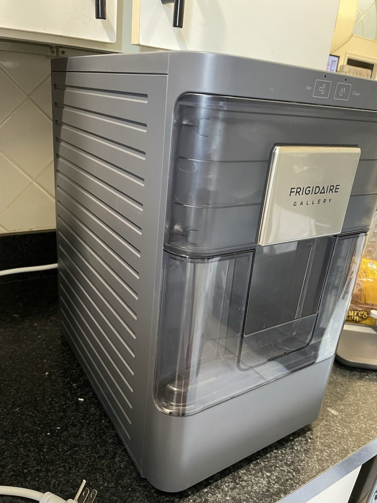 Frigidaire Gallery Nugget Ice Maker