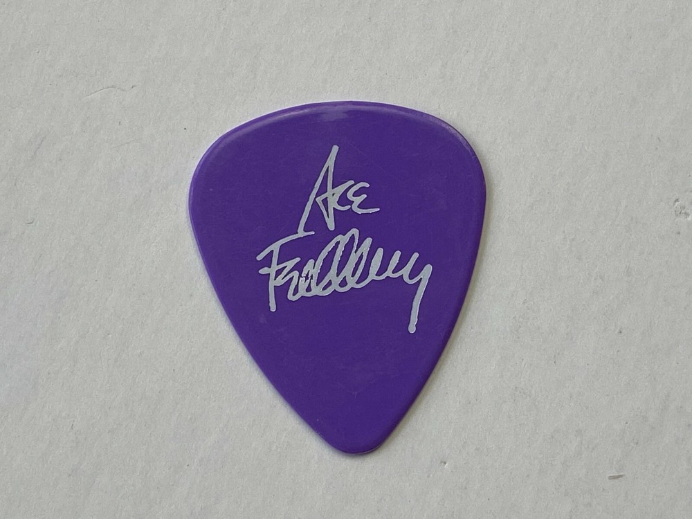 KISS Guitar Pick ACE FREHLEY Frehley's Comet Concert Tour Purple White Vintage