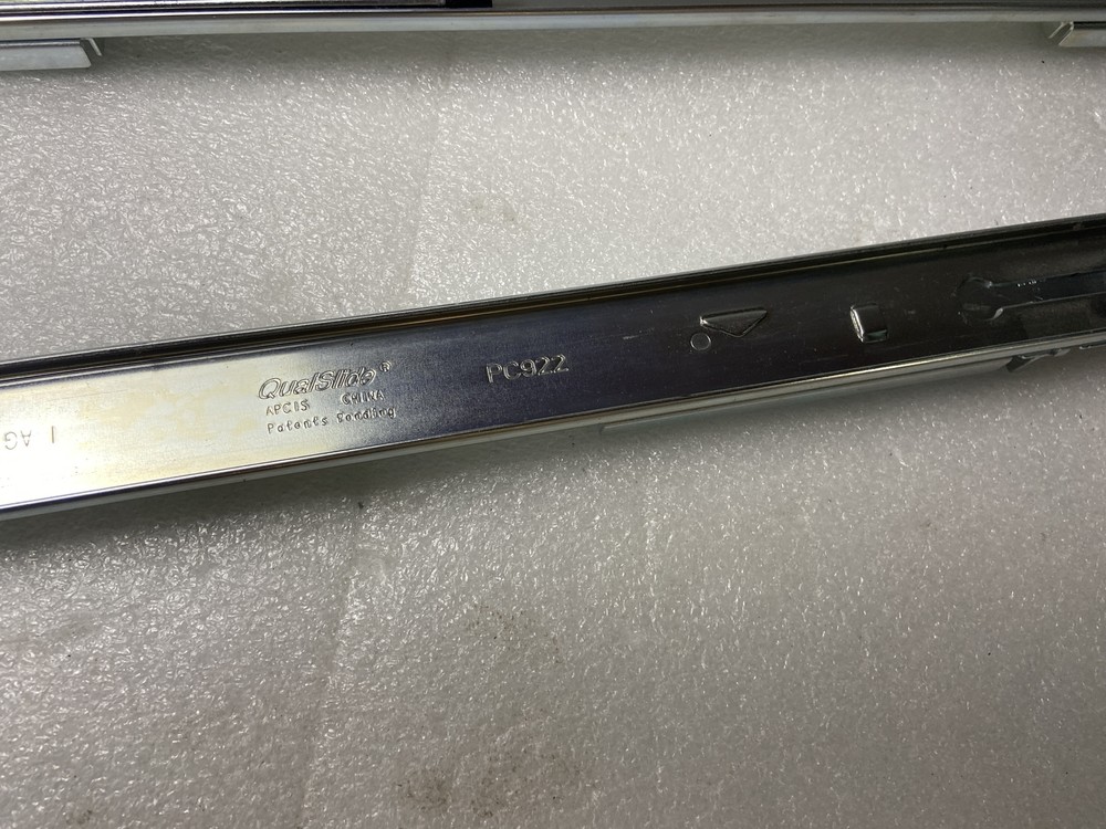 QualSlide APCIS PC922 Server rails L PC922 /R PC787