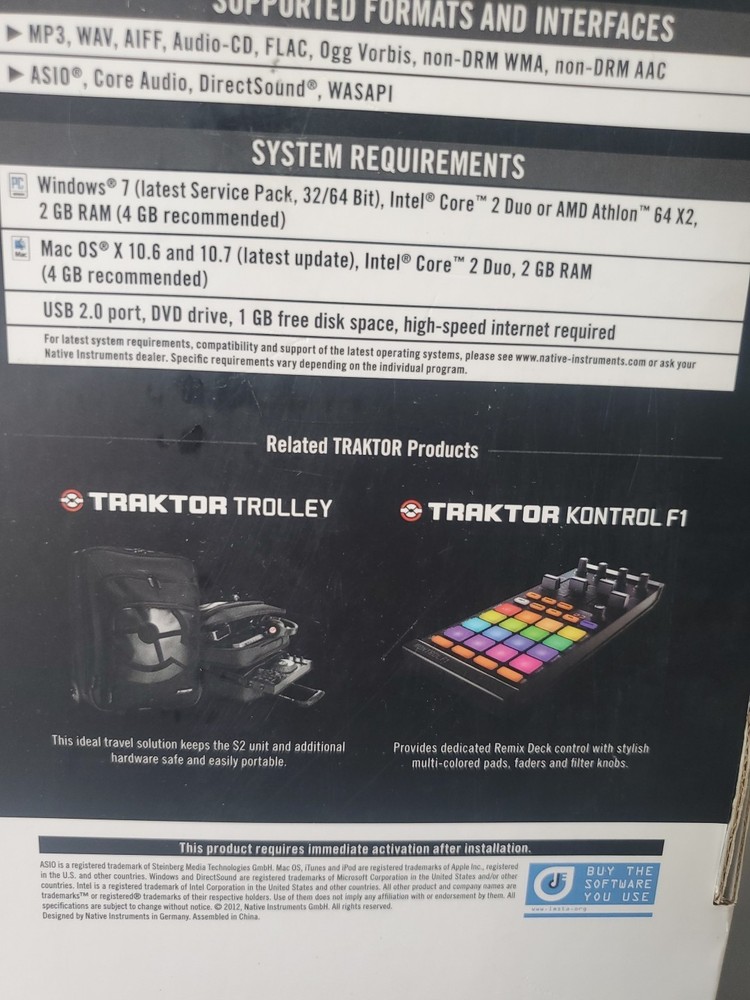 Native Instruments TRAKTOR KONTROL S2 DJ Controller