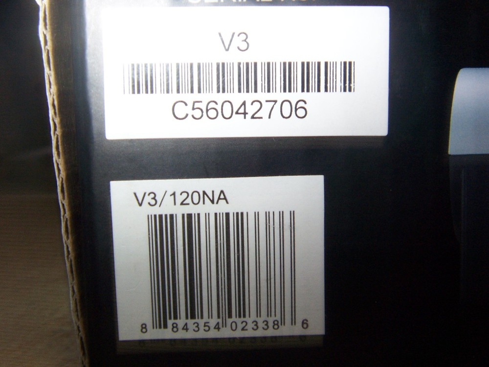 NEW Zoom V3 Vocal Processor USB Audio Interface 16 Voice Effect 3-Part Harmonies