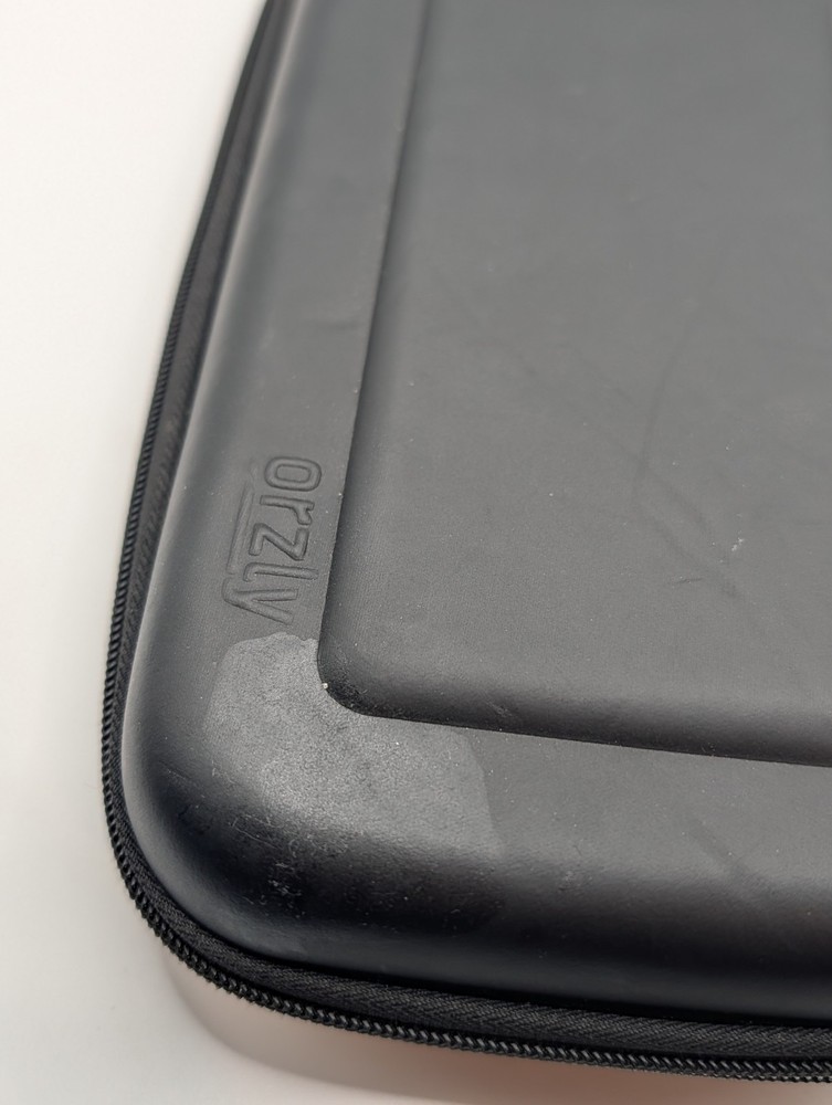 Orzly Case For Nintendo Switch Black - Good Shape