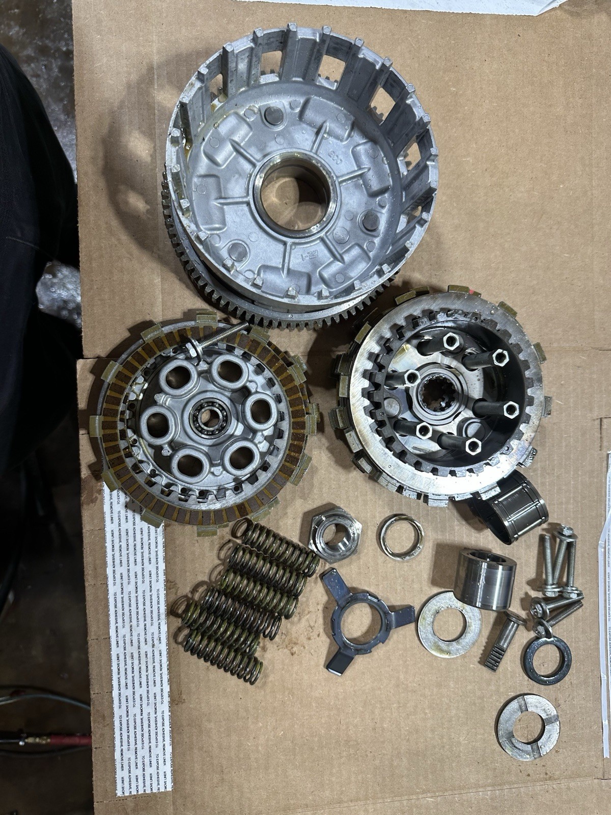 2008-2016 YAMAHA R6 COMPLETE OEM CLUTCH BASKET ASSEMBLY W/PLATES/DISKS