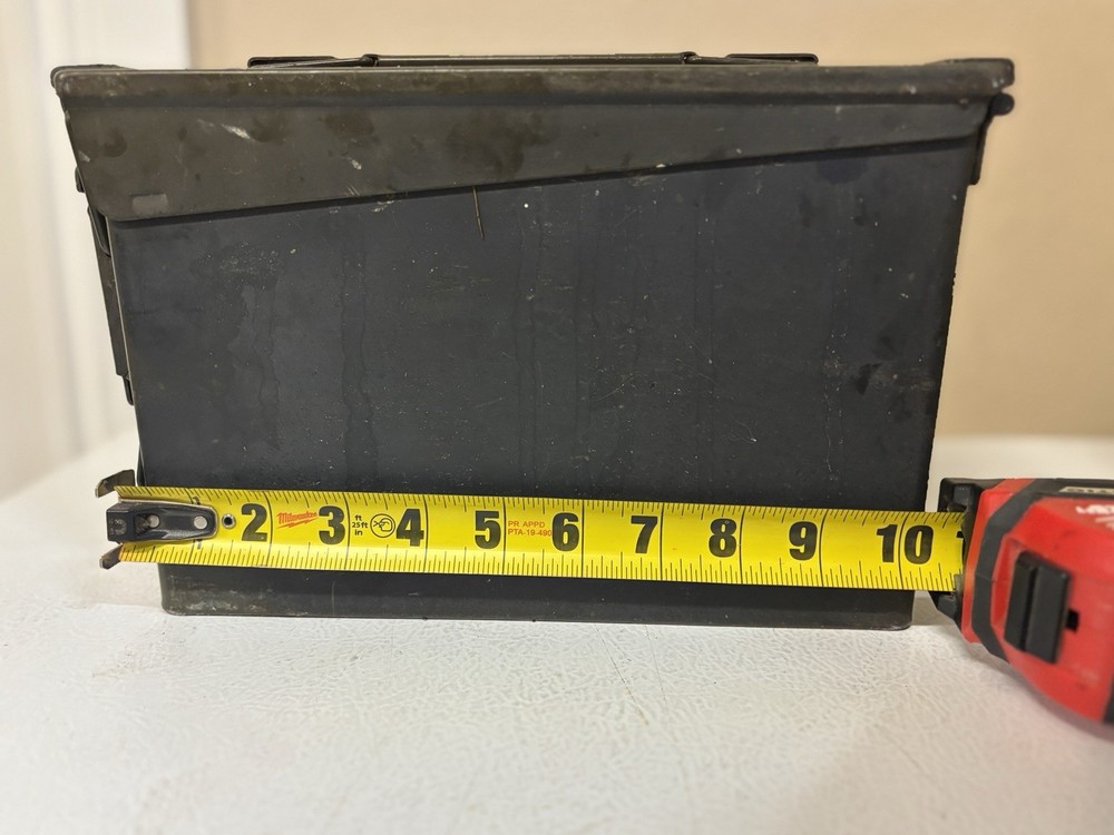 US MILITARY AMMO BOX