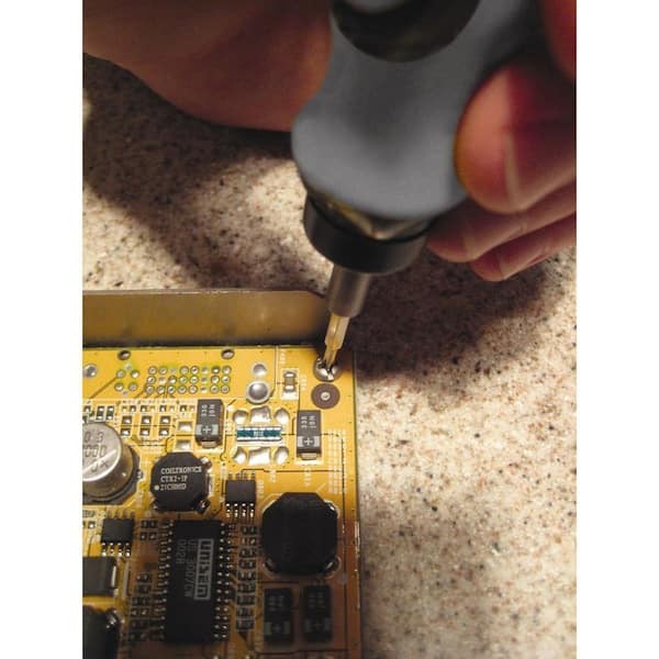 Manual Screwdriver Set – Multi-Bit for Electronics and Home Use for Repairs