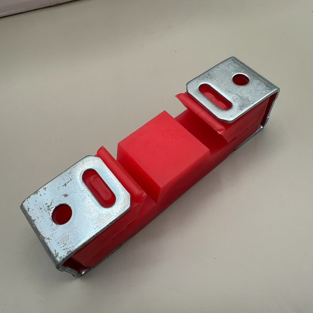 LEIFIDE 50 Pack Sound Isolation Clips Red Noise Proofing Wall Ceiling Studio