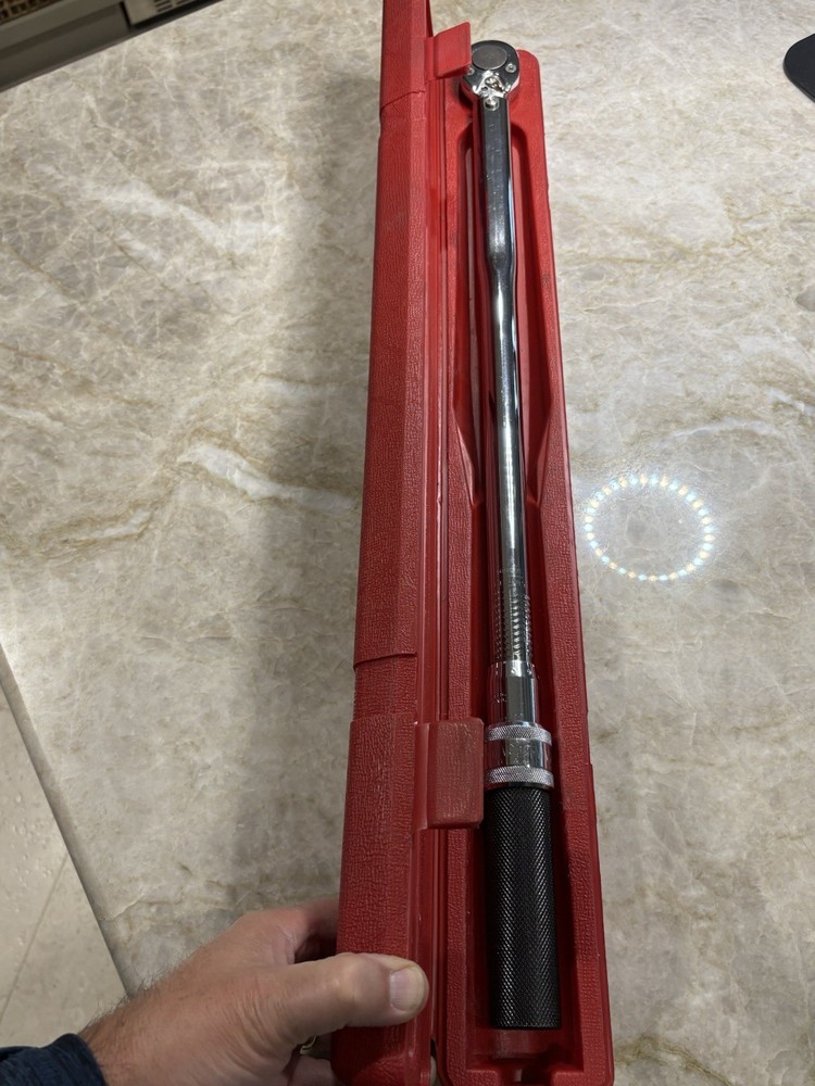 MAC TOOLS MAC TOOLS TWV250 50-250 FT/LB TORQUE WRENCH WITH CASE