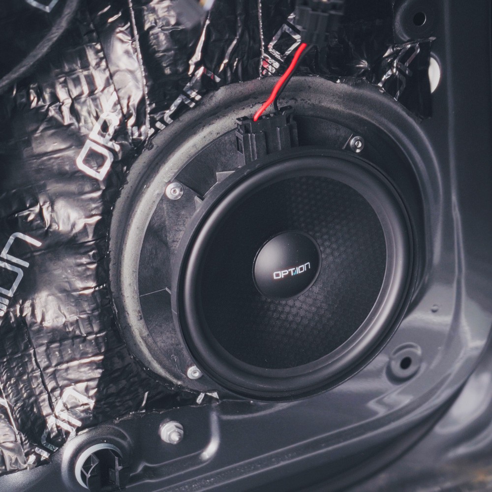 Front Speaker Set for Skoda Fabia (4th Gen.) | Includes Insulation | Plug & Play