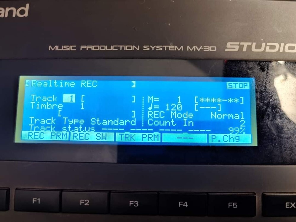 Roland MV-30 Studio M