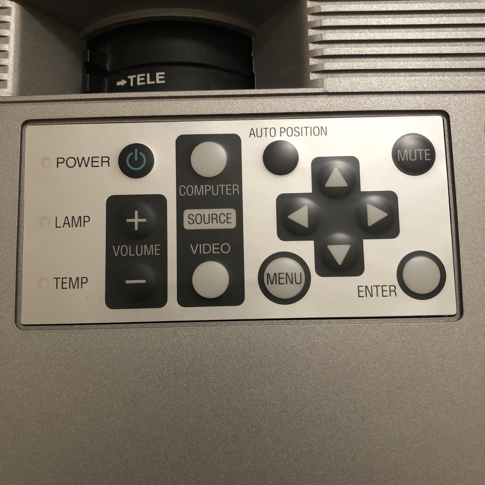 Mitsubishi LVP-X80U LCD Projector Multimedia Video Computer