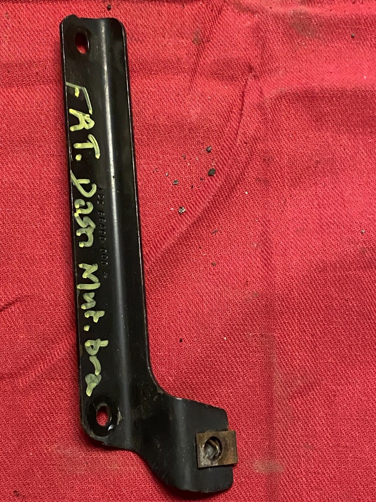 Freightliner A22-66490-000 Dashboard Mount, Bracket, HVAC DASH PANEL SUPPORT