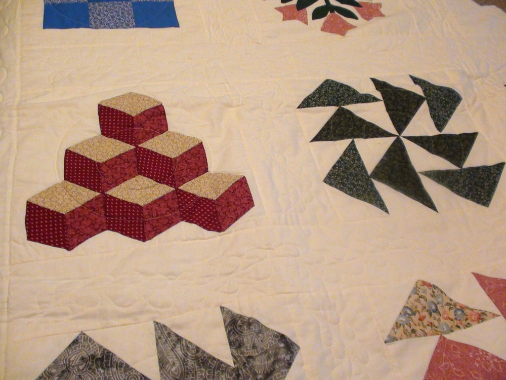 Vintage Handmade Patchwork Quilt 72” X 96” 1970s