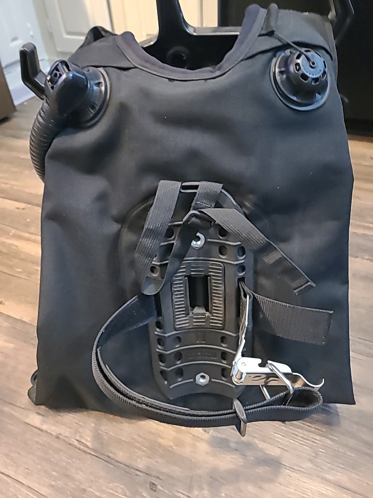 Scubapro Ladyhawk BCD Buoyancy Compensator Small