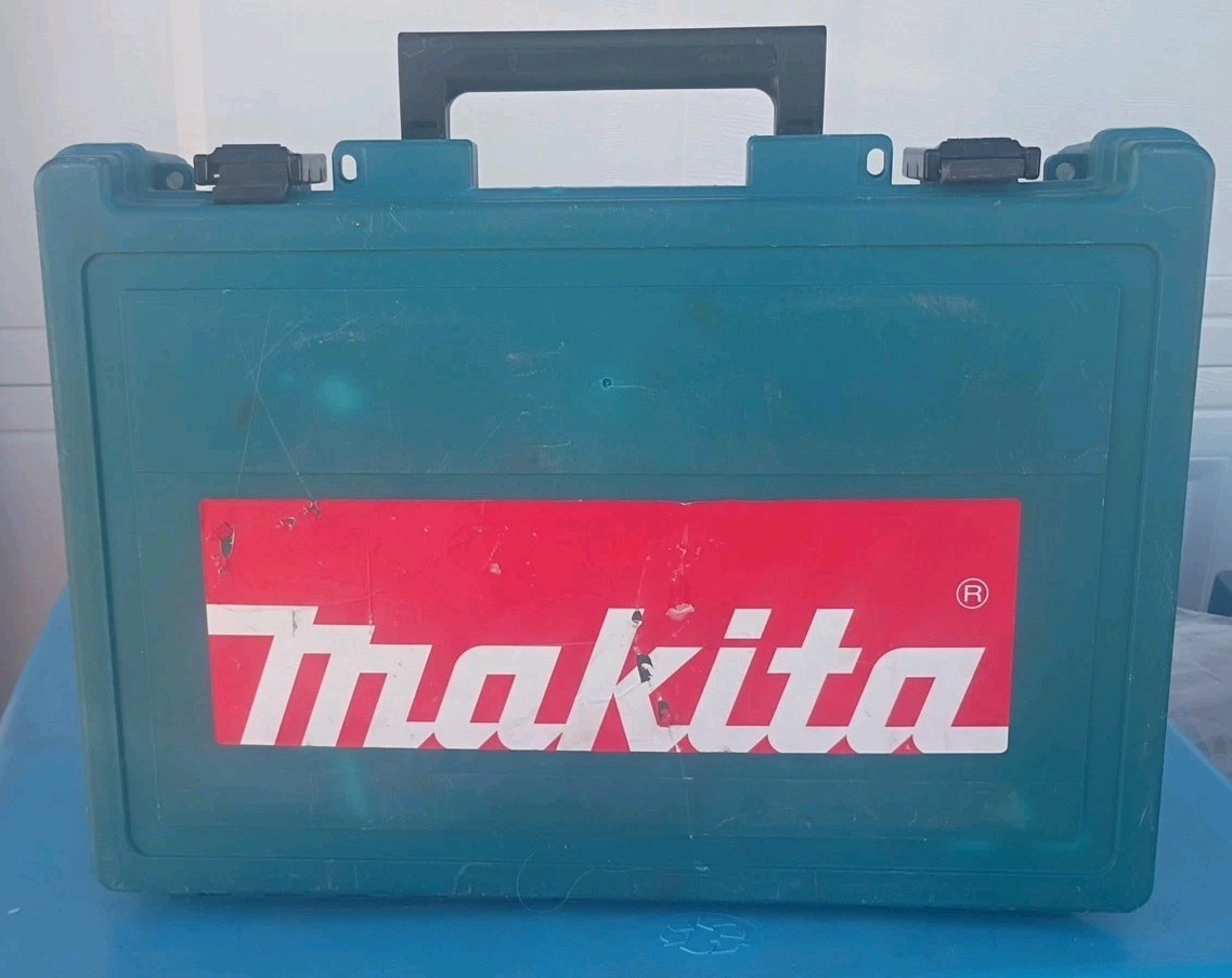Makita HM0810B Demolition Hammer Used with Case Free Shipping
