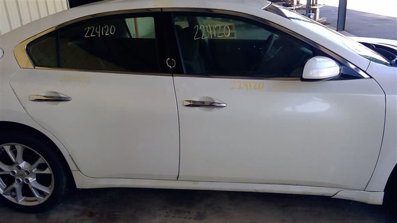 MAXIMA 2013 High Mounted Stop Light 1065945