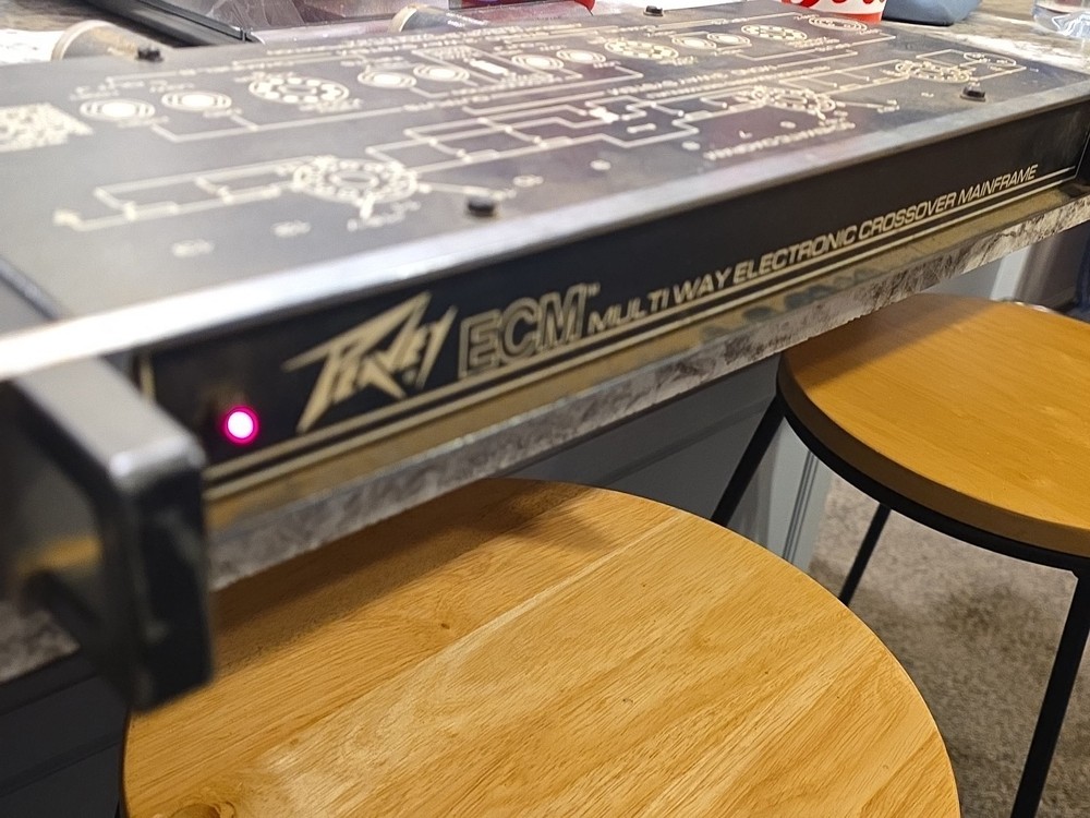 Peavey ECM Multi Way Electronic Crossover Mainframe Pro Audio Rackmount Unit