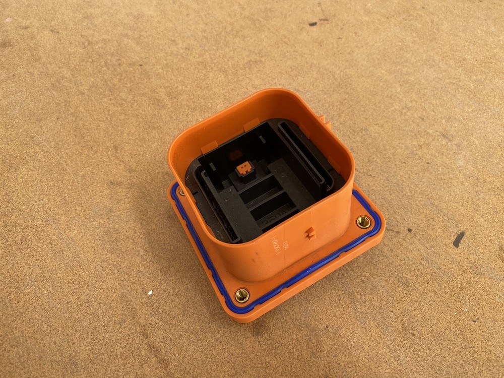 Fisker Karma Battery MSD Receptacle