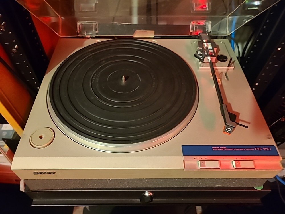 Sony Turntable PS-150