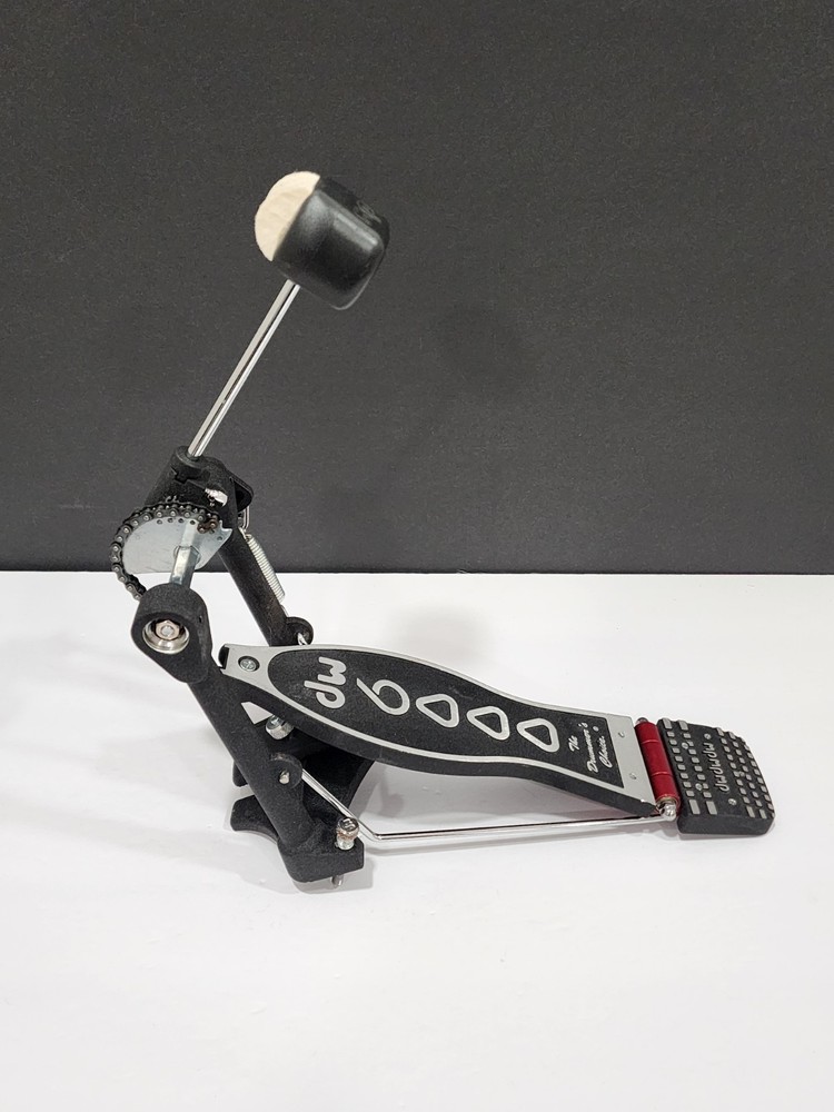 DW 6000 Accelerator Single Bass Drum Pedal