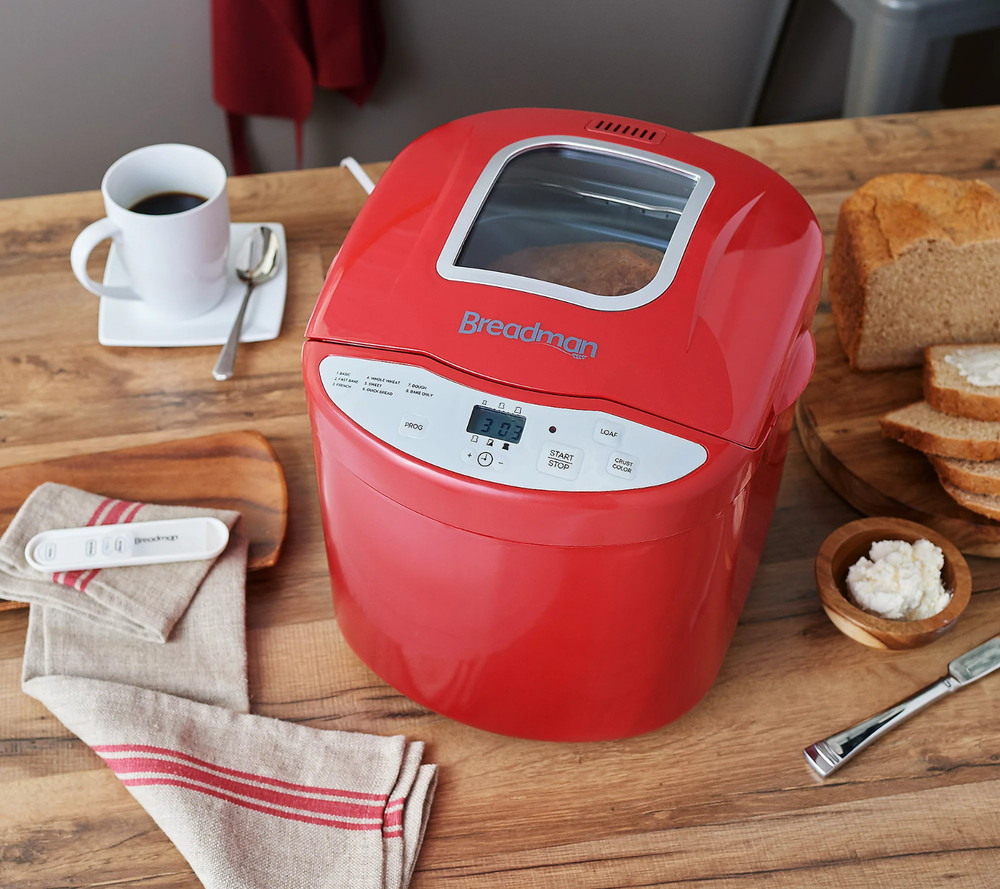 Black & Decker TR520RD Breadman Bread Maker, Red