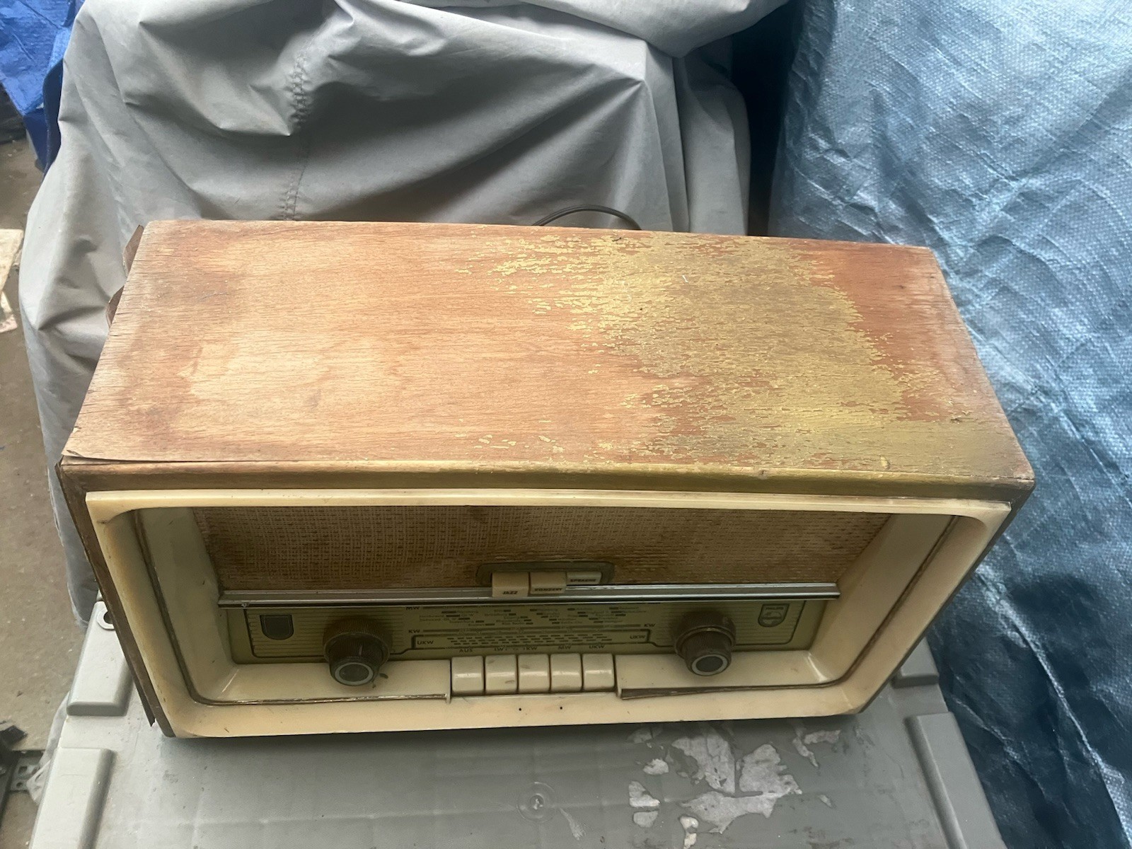 Vintage Philips Sagitta BD 363 A Wood Radio